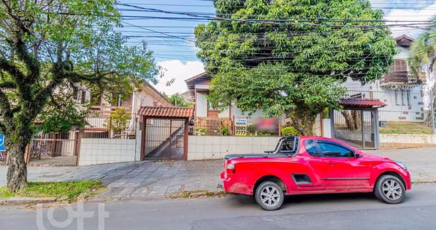 Casa com 3 quartos à venda na Rua Camaquã, 454, Camaquã, Porto Alegre