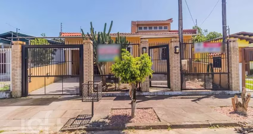 Casa com 3 quartos à venda na Rua Carmense, 165, Rubem Berta, Porto Alegre