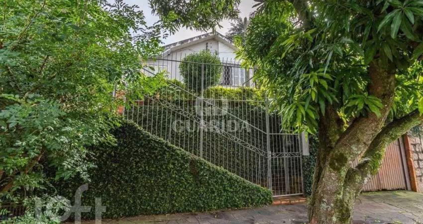 Casa com 3 quartos à venda na Rua Vinte e Um de Agosto, 152, Cavalhada, Porto Alegre