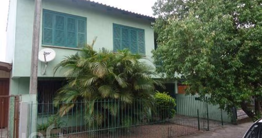 Casa com 3 quartos à venda na Rua Fontoura Xavier, 90, Jardim São Pedro, Porto Alegre