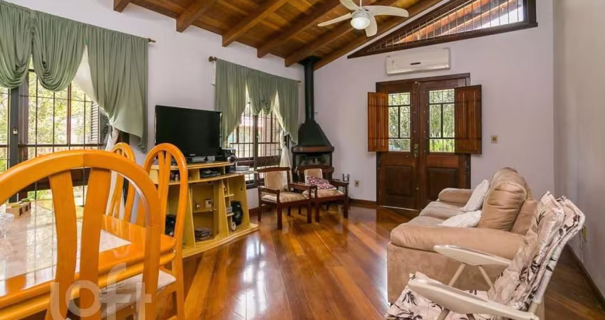 Casa com 3 quartos à venda na Rua Emílio Dimari, 65, Belém Novo, Porto Alegre