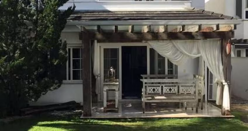 Casa em condomínio fechado com 5 quartos à venda na Avenida Juca Batista, 8000, Belém Novo, Porto Alegre