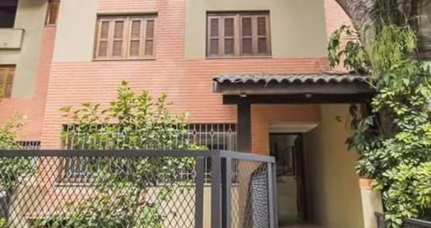 Casa em condomínio fechado com 4 quartos à venda na Rua Caeté, 525, Vila Assunção, Porto Alegre