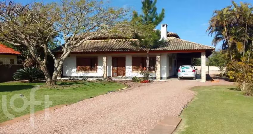 Casa com 2 quartos à venda na Beco Arthur, 260, Belém Novo, Porto Alegre