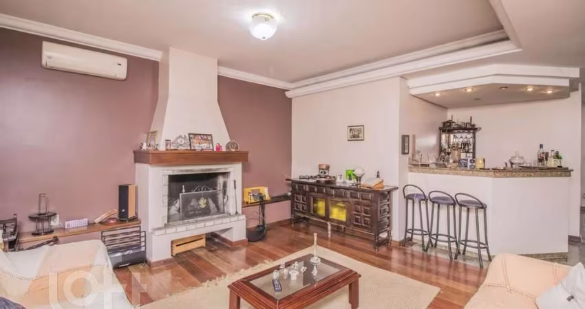 Casa com 4 quartos à venda na Praça Paulo de Aragão Bozano, 138, Vila Ipiranga, Porto Alegre