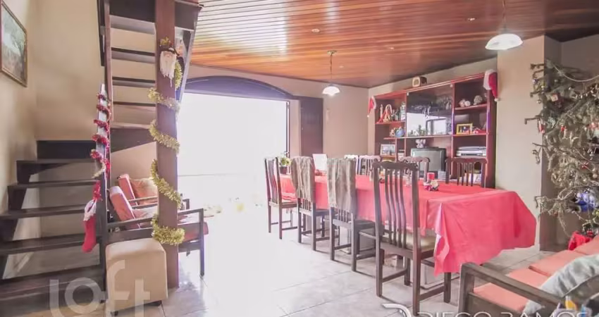Casa com 5 quartos à venda na Rua Ernestina Amaro Torelly, 380, Jardim Carvalho, Porto Alegre