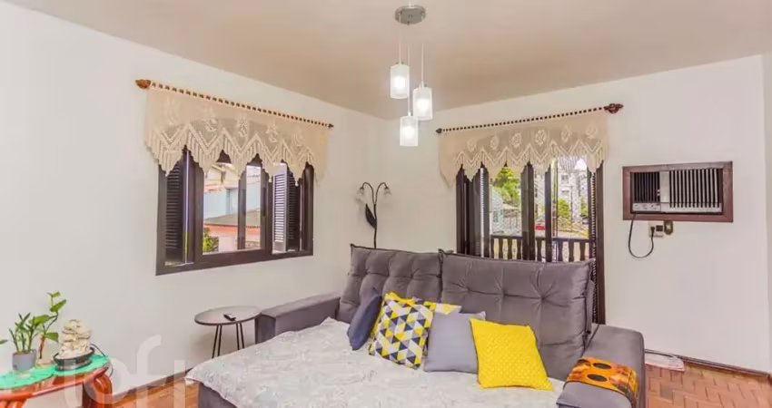 Casa com 3 quartos à venda na Rua Samaritana, 61, Jardim Itu Sabará, Porto Alegre