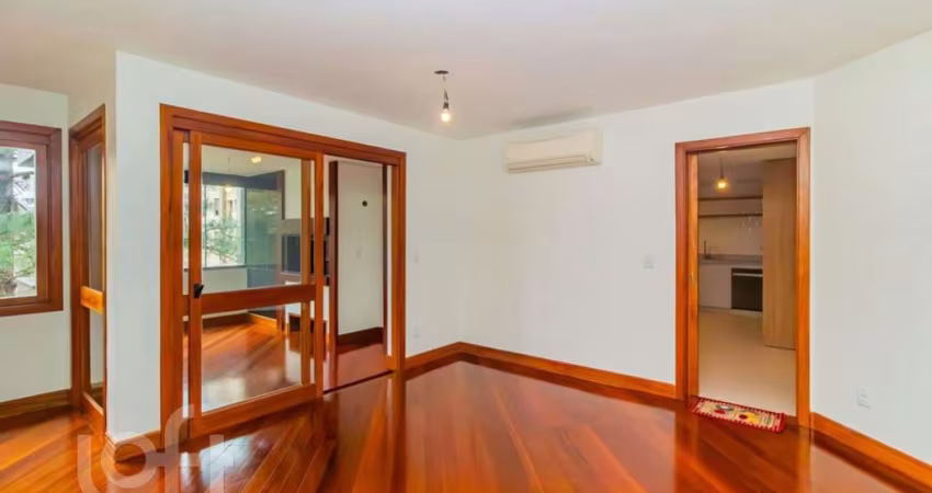 Apartamento com 3 quartos à venda na Travessa Saúde, 65, Auxiliadora, Porto Alegre