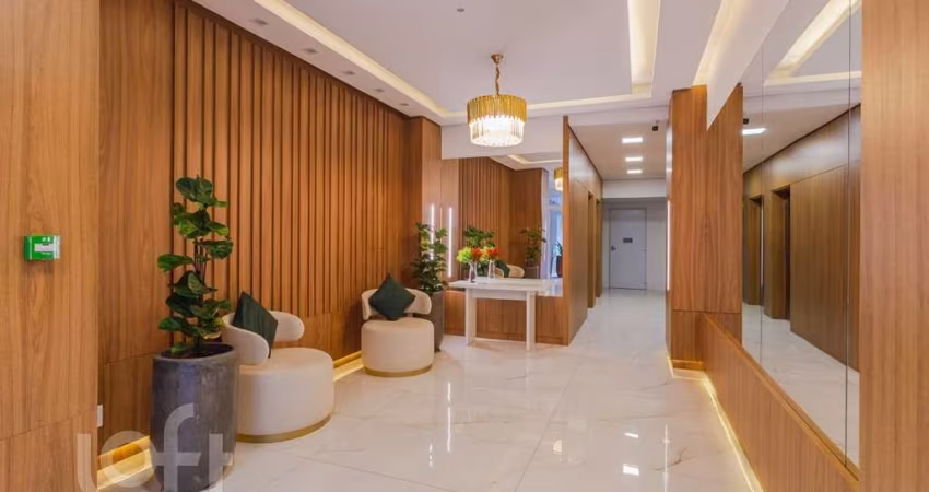 Apartamento com 3 quartos à venda na Rua Roque Calage, 247, Passo da Areia, Porto Alegre