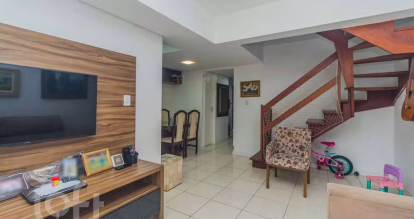 Casa em condomínio fechado com 3 quartos à venda na Rua São Sebastião do Cai, 119, Camaquã, Porto Alegre
