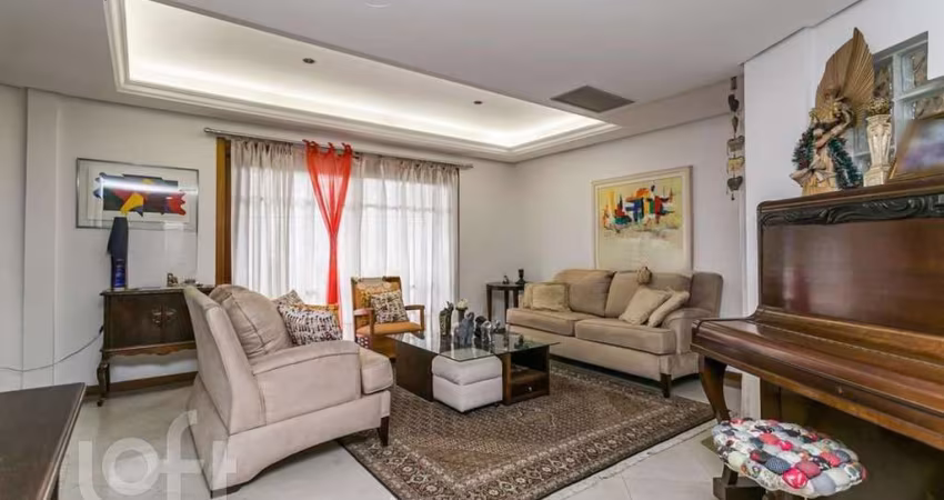 Casa com 4 quartos à venda na Rua Chile, 882, Petrópolis, Porto Alegre