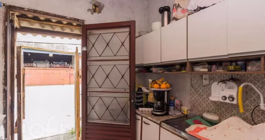 Casa com 4 quartos à venda na Avenida Ferroviária, 1248, Humaitá, Porto Alegre