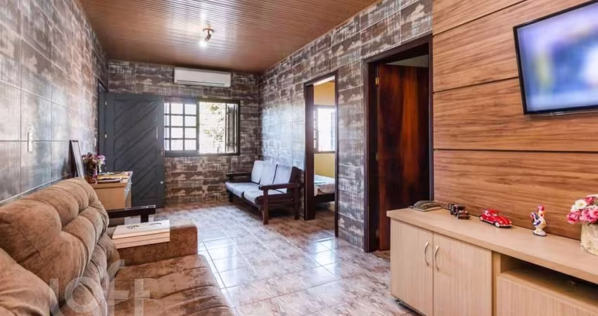 Casa com 4 quartos à venda na Avenida Vinte e Um de Abril, 1062, Sarandi, Porto Alegre