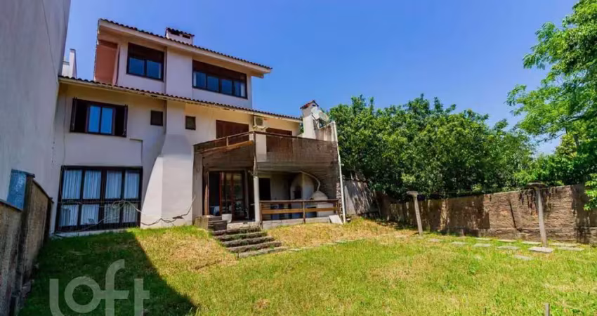 Casa com 3 quartos à venda na Manoel Antônio de Magalhães, 40, Medianeira, Porto Alegre