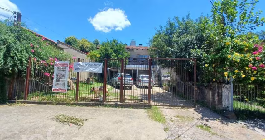 Casa com 4 quartos à venda na Rua André Arjonas Guillen, 16, Passo da Areia, Porto Alegre