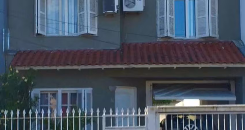 Casa com 3 quartos à venda na Avenida Ecoville, 730, Sarandi, Porto Alegre