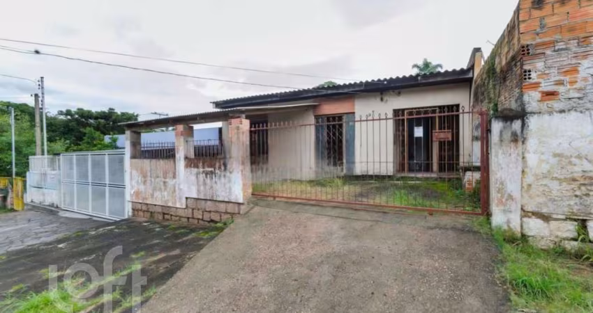 Casa com 3 quartos à venda na Avenida Cruz Alta, 97, Nonoai, Porto Alegre