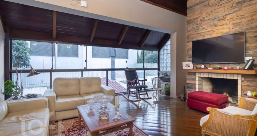 Apartamento com 3 quartos à venda na Rua Jaraguá, 172, Bela Vista, Porto Alegre