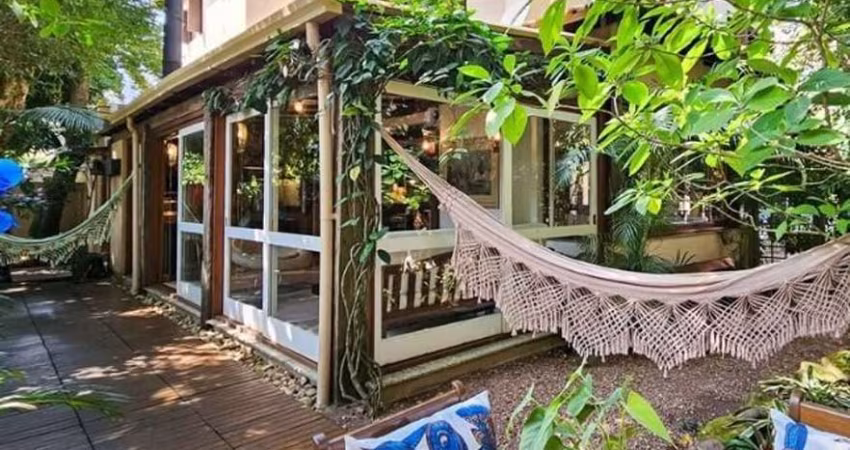 Casa em condomínio fechado com 4 quartos à venda na Avenida Otto Niemeyer, 77, Tristeza, Porto Alegre