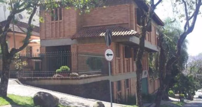 Casa com 3 quartos à venda na Rua Antônio Parreiras, 68, Bela Vista, Porto Alegre
