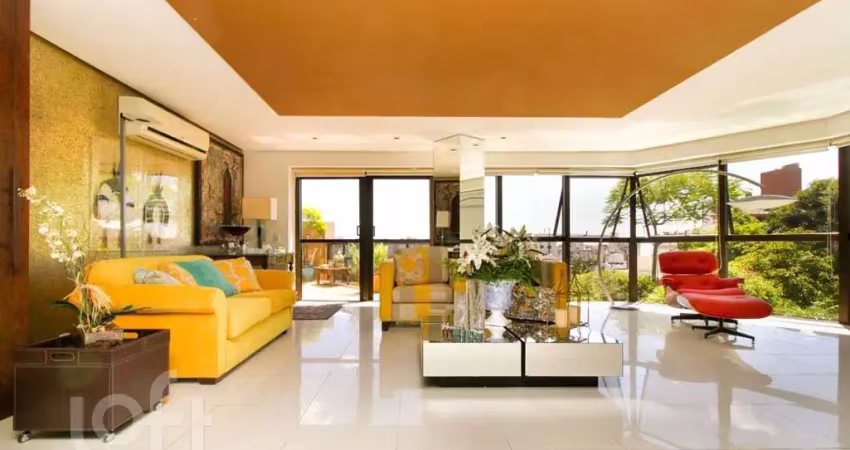 Apartamento com 3 quartos à venda na Alameda Victor Adalberto Kessler, 111, Auxiliadora, Porto Alegre