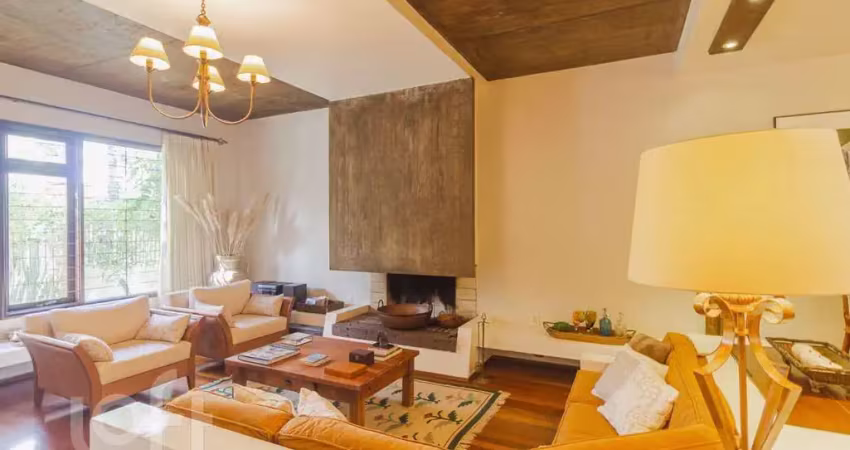 Casa com 4 quartos à venda na Rua Portugal, 1075, Higienópolis, Porto Alegre