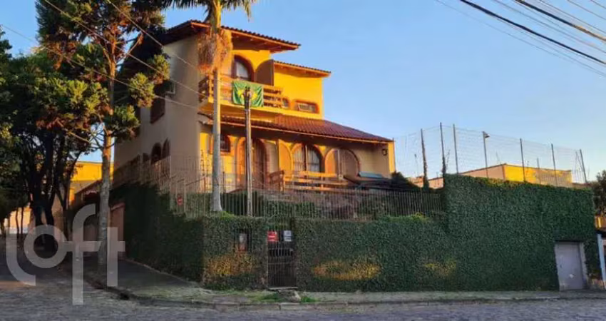 Casa com 4 quartos à venda na Reverendo Lauro Borba da Silva, 95, Vila Nova, Porto Alegre