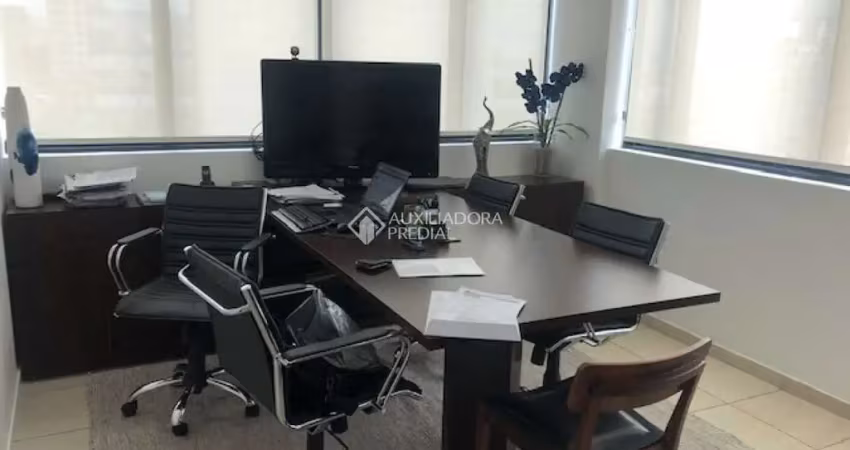 Sala comercial à venda na Santa Luzia, 48, Liberdade, São Paulo