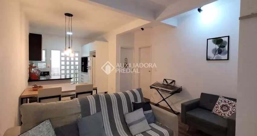 Casa em condomínio fechado com 3 quartos à venda na Rua Carlos Lacerda, 106, Santa Terezinha, São Bernardo do Campo
