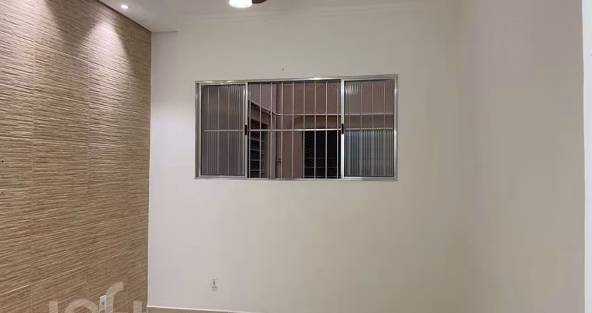 Apartamento à venda na Rua Guaianases, 139, República, São Paulo