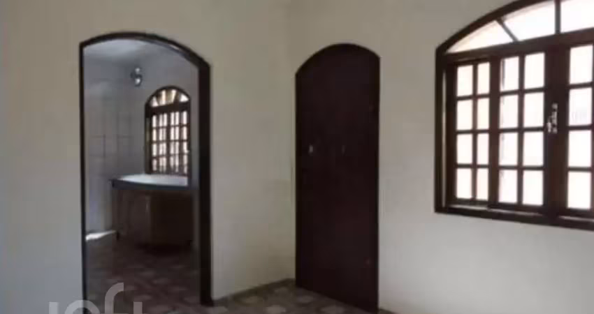 Casa com 2 quartos à venda na Rua Ibiturama, 405, Parque Erasmo Assunção, Santo André
