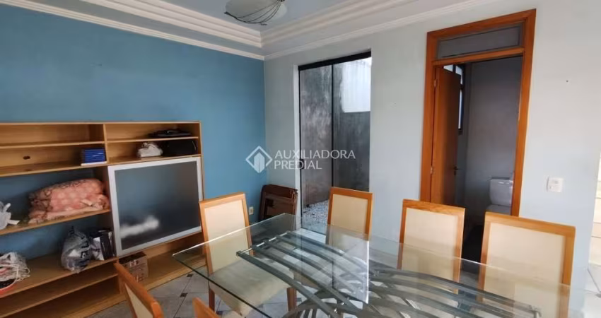 Casa com 3 quartos à venda na Rua Itaguaí, 80, Jardim Stella, Santo André