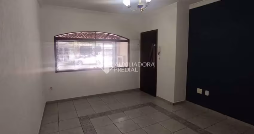 Casa com 3 quartos à venda na Rua Odilon Braga, 347, Vila Scarpelli, Santo André