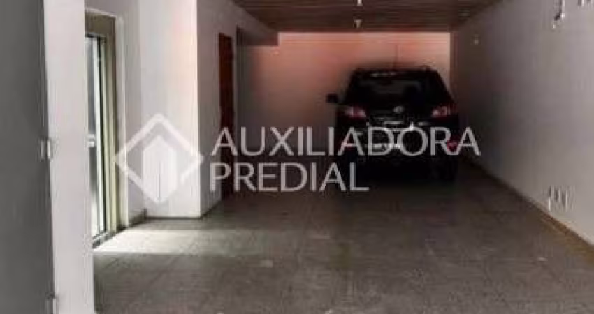 Prédio para alugar na Rua Tiradentes, 339, Santa Terezinha, São Bernardo do Campo