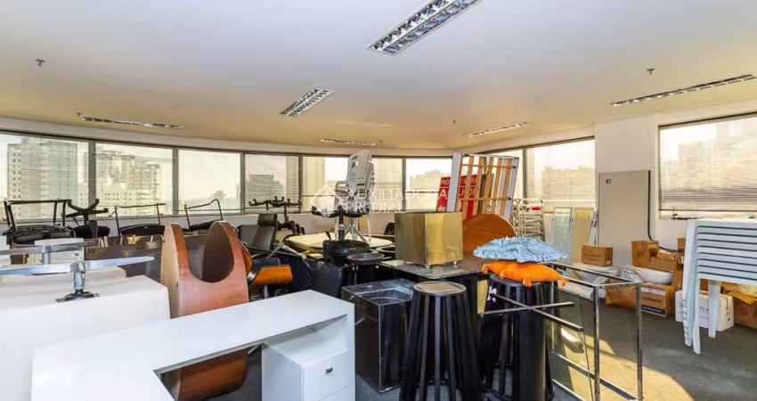 Sala comercial para alugar na Rua Tiradentes, 75, Santa Terezinha, São Bernardo do Campo
