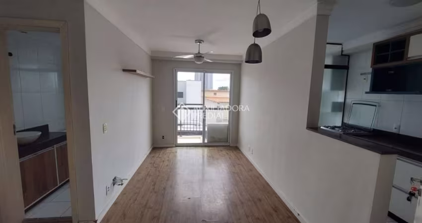 Apartamento com 2 quartos para alugar na Avenida Guaianazes, 654, Vila Homero Thon, Santo André