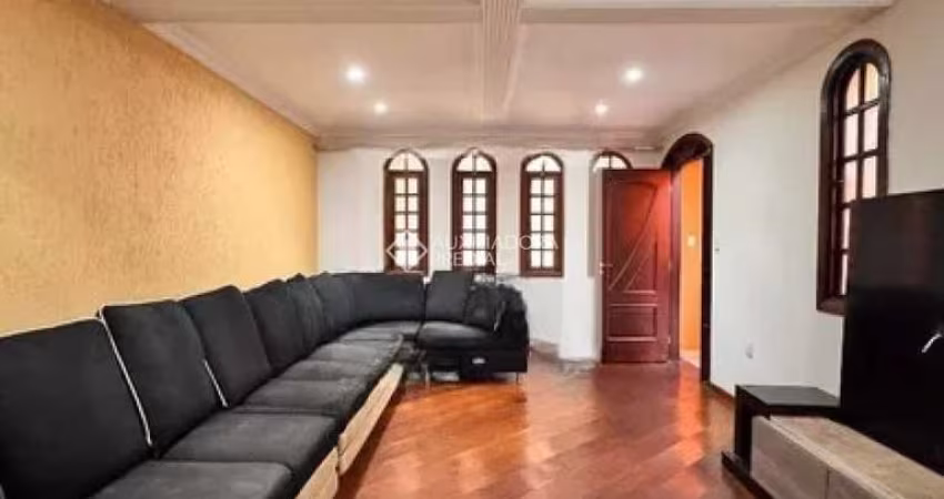Casa em condomínio fechado com 3 quartos para alugar na Rua Otávio Marques, 247, Vila Eldízia, Santo André
