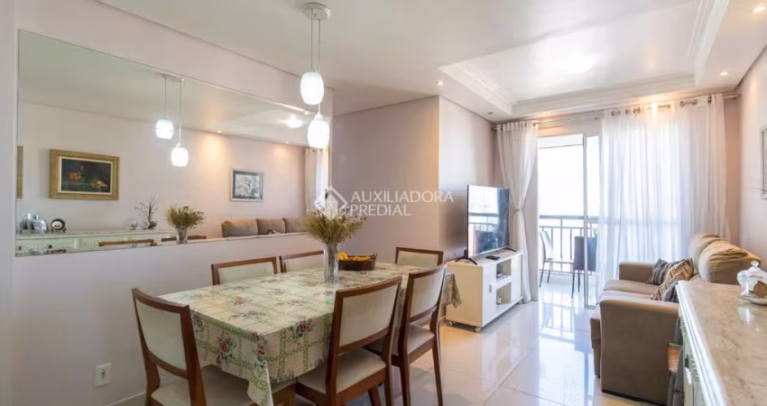 Apartamento com 3 quartos para alugar na Rua Juquiá, 585, Jardim Cristiane, Santo André