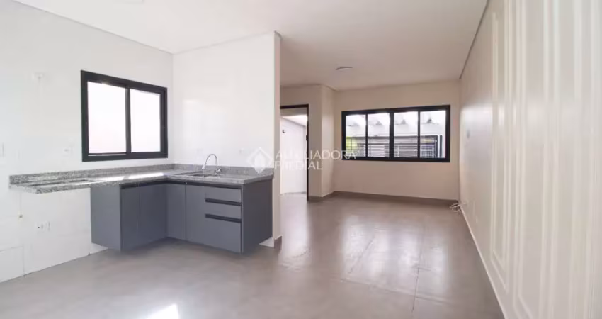 Casa com 2 quartos para alugar na Rua Otávio Marques, 77, Vila Eldízia, Santo André