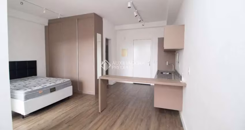 Apartamento com 1 quarto para alugar na Avenida Kennedy, 1230, Jardim do Mar, São Bernardo do Campo