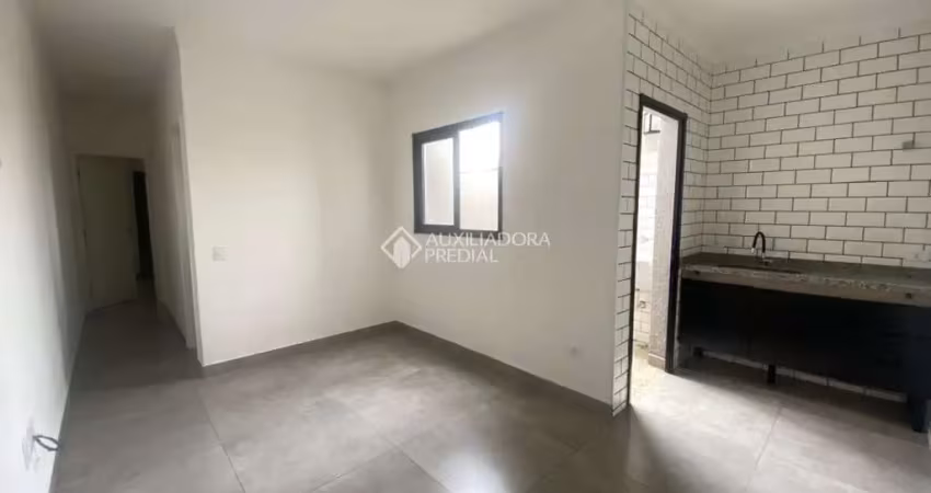 Apartamento com 2 quartos para alugar na Rua dos Capuchinhos, 155, Vila Alpina, Santo André