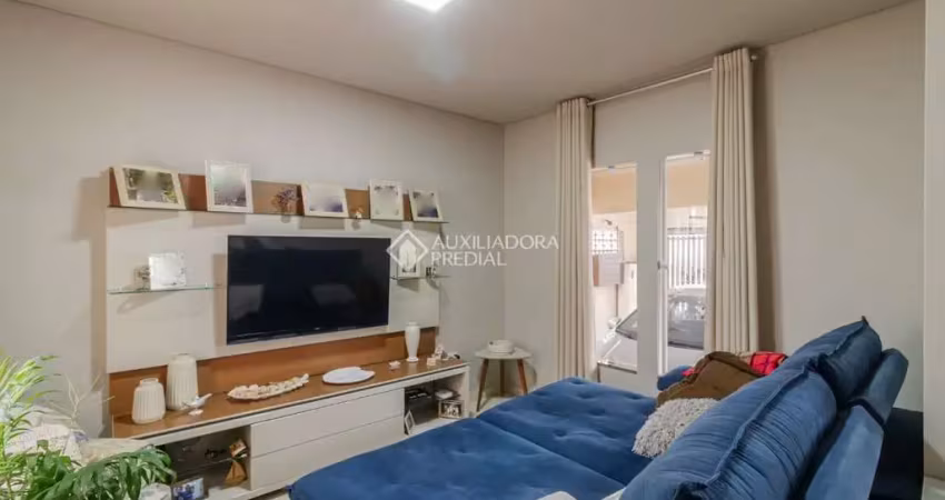 Casa com 2 quartos para alugar na Avenida Imperatriz Leopoldina, 292, Nova Petrópolis, São Bernardo do Campo