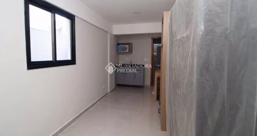 Kitnet / Stúdio para alugar na Rua Oratório, 2138, Parque Oratório, Santo André