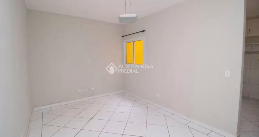 Apartamento com 2 quartos para alugar na Rua Cisplatina, 589, Vila Pires, Santo André