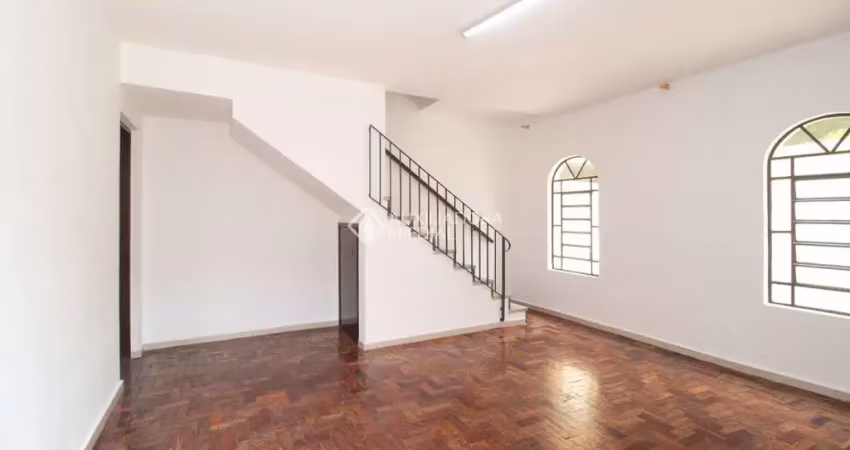 Casa com 2 quartos para alugar na Rua Santo Antônio, 370, Santa Terezinha, São Bernardo do Campo