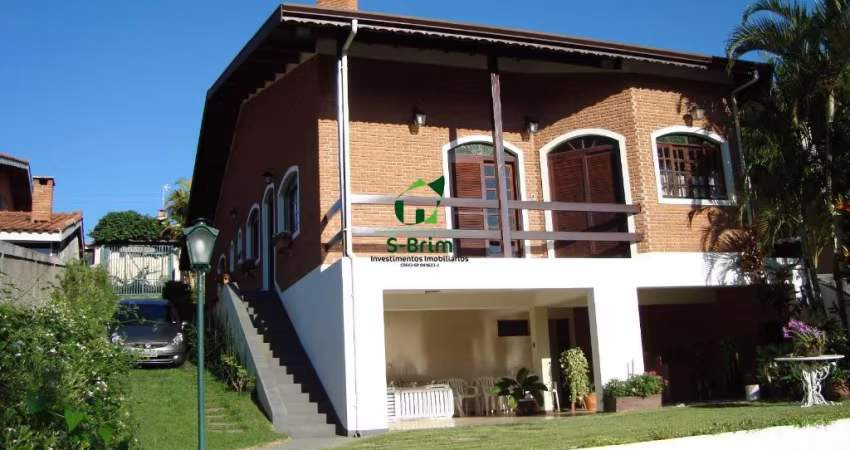 Casa no Jardim Centenário em Atibaia/SP