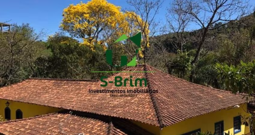 Propriedade Rural de Luxo à Venda em Atibaia – Conforto, Natureza e Qualidade de Vida