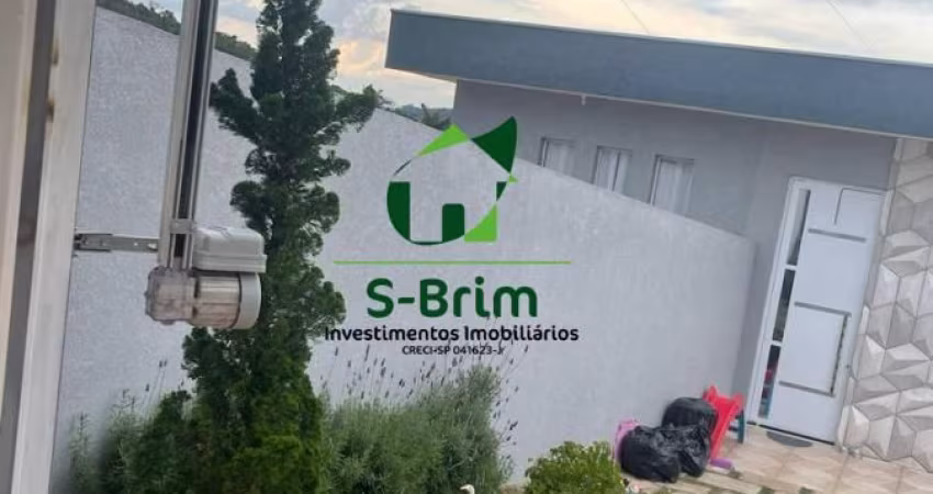 Bela casa a venda em Atibaia