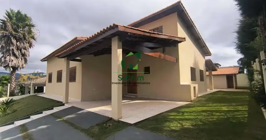 Refúgio de tranquilidade e conforto na região de atibaia – casa térrea em condomínio fechado
