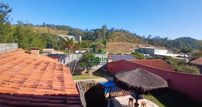 Chácara aconchegante com vista panorâmica e estrutura completa para lazer | atibaia/sp
